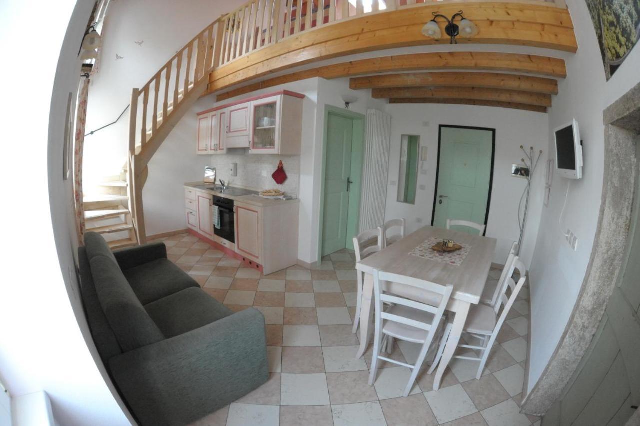 Agriturismo Sol De Montalto Rivoli Veronese Kamer foto