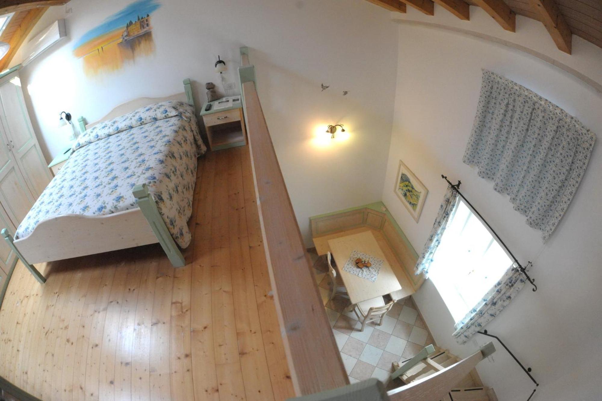 Agriturismo Sol De Montalto Rivoli Veronese Kamer foto
